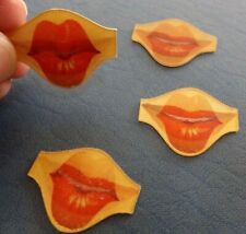 VINTAGE 1960s LOT OF 4 KISSING LIPS FLICKER CARDS VENTICULAR vari vue picture