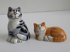 TWO CATS SALT & PEPPER SET - ONE GREY AND ONE ORANGE - NEW picture