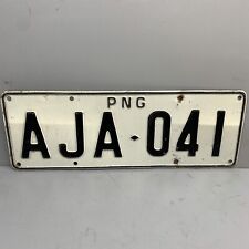 1975 Papua New Guinea PNG passenger AJA 041 license plate picture