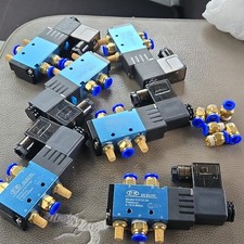 4V110-06 Pneumatic Solenoid Valve 12v DC 5 Port 2 Pos + 6/8mm Connector Silencer picture