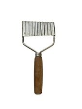 Vintage Kitchen Utensil Crinkle Potato Vegetable Cutter Wood Handle Tool picture