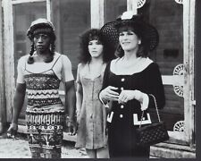 To Wong Foo cast 8x10 black & white glossy photo picture