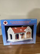 Vintage 1996 Texaco Limited Edition Porcelain Oaklawn Filling Station picture