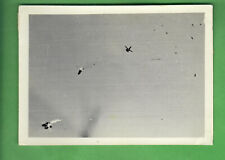 1943 ALLIED PLANES BOMB JAPANESE POSITIONS WWII NEW GUINEA 4.5X6.25 D.O.I. PHOTO picture