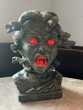 Medusa Head Glowing Talking & Animated Snakes by Magic Power 2011 Halloween picture