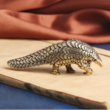Brass Pangolin Statue Animal Statue Fortune Decoration Office Decoration picture