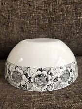 FINEL FINLAND 8” SUNFLOWER ENAMEL BOWL WHITE WITH BLACK FLOWERS EXCELLENT picture