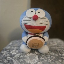 VTG TOMY Doraemon 9" Plush Toy NWT Robot Cat Holding Dorayaki Japan Deadstock picture