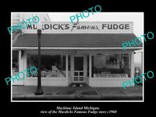 OLD 6 X 4 HISTORIC PHOTO OF MACKINAC ISLAND MICHIGAN MURDICKS FUDGE STORE c1960 picture