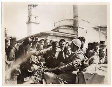 1939 Italian Bersaglieri Use Sign Language in Tirana Albania Original News Photo picture