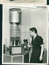 1939 Thermo-Electric Generator Westinghouse World'S Fair Ny Science 8X10 Photo picture