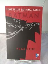 Batman: Year One Deluxe Paperback Frank Miller, David Mazzucchelli DC Comics picture