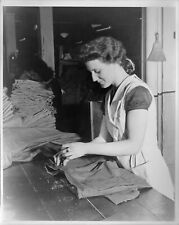 WW1 War Time 8x10 Photo Woman Examiner clipping threads from finished uniforms picture