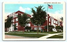OKMULGEE, OK Oklahoma ~ Street Scene HIGH SCHOOL 1938  Postcard picture