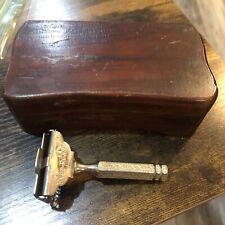 Vintage Ever Ready Single Edge Safety Razor In Vintage Wooden Box picture