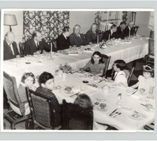 FDR Dines with Paralysis Patients Warm Springs Foundation 1940 Press Photo picture