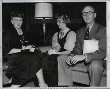 1954 Press Photo Mrs Aleen Ragen, Maureen Ragen and Montgomery Ward Thorne picture
