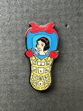 2023 Loungefly Princess Cellphone Snow White Enamel Pin Blind Box picture