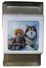 Alaskan MalamuteLED Night Light with Auto light sensitive On & Off picture