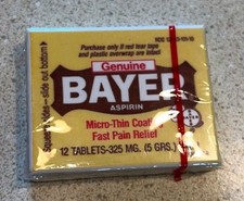 Vintage Bayer Aspirin Plastic Box Travel Sealed Prop picture