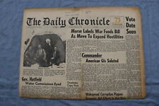 1966 FEB 25 THE DAILY CHRONICLE NEWSPAPER - AMERICAN GI'S SALUTED - NP 8499 picture