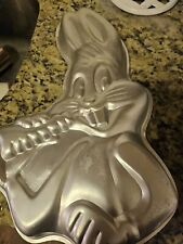Vintage 1978 Wilton Looney Tunes Bugs Bunny Cake Pan Birthday picture
