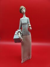  Lladro. 4700. THE DRESSMAKER. Collectible Vintage Figure picture
