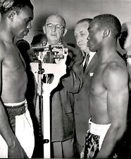 LG901 1957 AP Wire Photo JOE BROWN v BUD SMITH World Lightweight Boxing Title picture