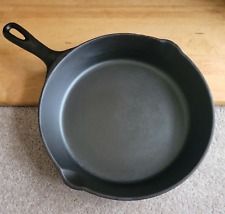 Vintage Unmarked Vollrath #8 Side Score Cast Iron Skillet - Fully Restored picture