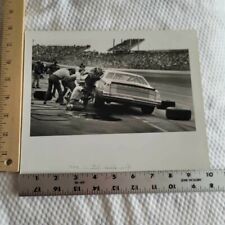 Vintage Dale Earnhardt NASCAR Press Photo Charlotte 1980 Winston Cup Pit Stop picture