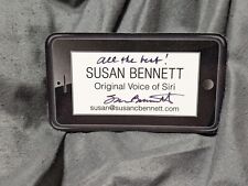 SUSAN BENNETT autograph APPLE voice of “Siri” signed business card. picture