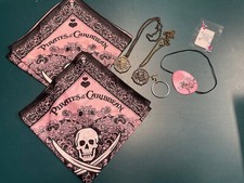 Disneyworld Pirates Of The Caribbean Girls Princess Makeover Lot Of Accessories picture
