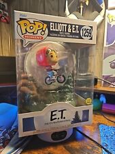 Funko Pop Moments: E.T. the Extra-Terrestrial - Elliot & E.T. (Glows in the... picture