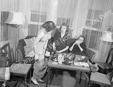 1941 Girls Playing Strip Poker, Detroit, MI Vintage Old Photo 8.5