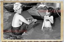 50s Vietnam Saigon RIVER WOMEN LADY GIRL WASH PIER BOAT TOWEL Vintage Photo 1325 picture