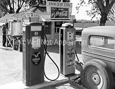 1940 Gas Station, Arvin, California Vintage/ Old Photo 8.5