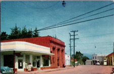 1950'S. CAMBRIA, CALIF. MAIN ST. VIEW. POSTCARD V26 picture