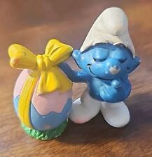Smurfs Happy Easter Egg Yellow Bow Smurf 20490 Rare Vintage Display Figurine picture
