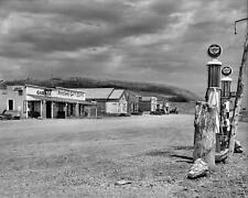 1936 NORTH DAKOTA Drought Area DEPRESSION ERA PHOTO Farmers Gas Station (223-J ) picture