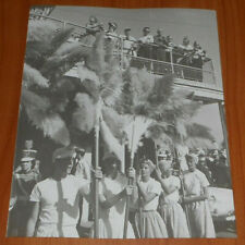 1960 Press Photo Miami Orange Bowl Halftime Show People Holding Exotic Fans picture