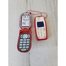 Flip phone cell phone text me set red ornament Xmas decor picture