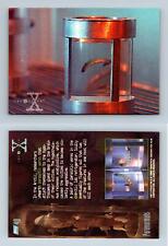 Parasitic Worms #40 The X-Files Season 1 Topps Trading Card picture