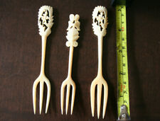 Vintage Oriental Asian China Floral Carved Fork Set of 3 picture