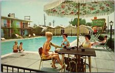 Vincennes, Indiana Postcard HOLIDAY INN MOTEL Pool Scene Highway 41 Chrome 1960s picture