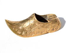 Vintage Solid Brass Ashtray Aladdin Shoe Hand Etched Leaves Made in India 3 1/2