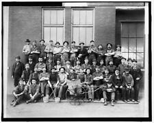 Leland & Faulconer Manufacturing Company,Detroit,Michigan,MI,Workers posed picture
