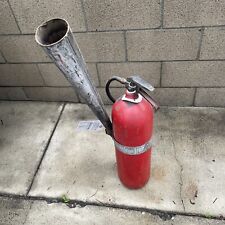 vintage fire extinguisher CO carbon dioxide  fire extinguisher moor fite  model picture