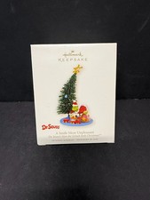 2008 Hallmark Dr Suess The Grinch “ A Smile Most Unpleasant”  Ornament picture