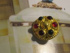 CHANEL  1 RED GREEN  COLOR GOLD TONE 23MM BUTTON THIS IS FOR 1 picture