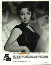 1997 Press Photo Actress Joan Collins Featured in 